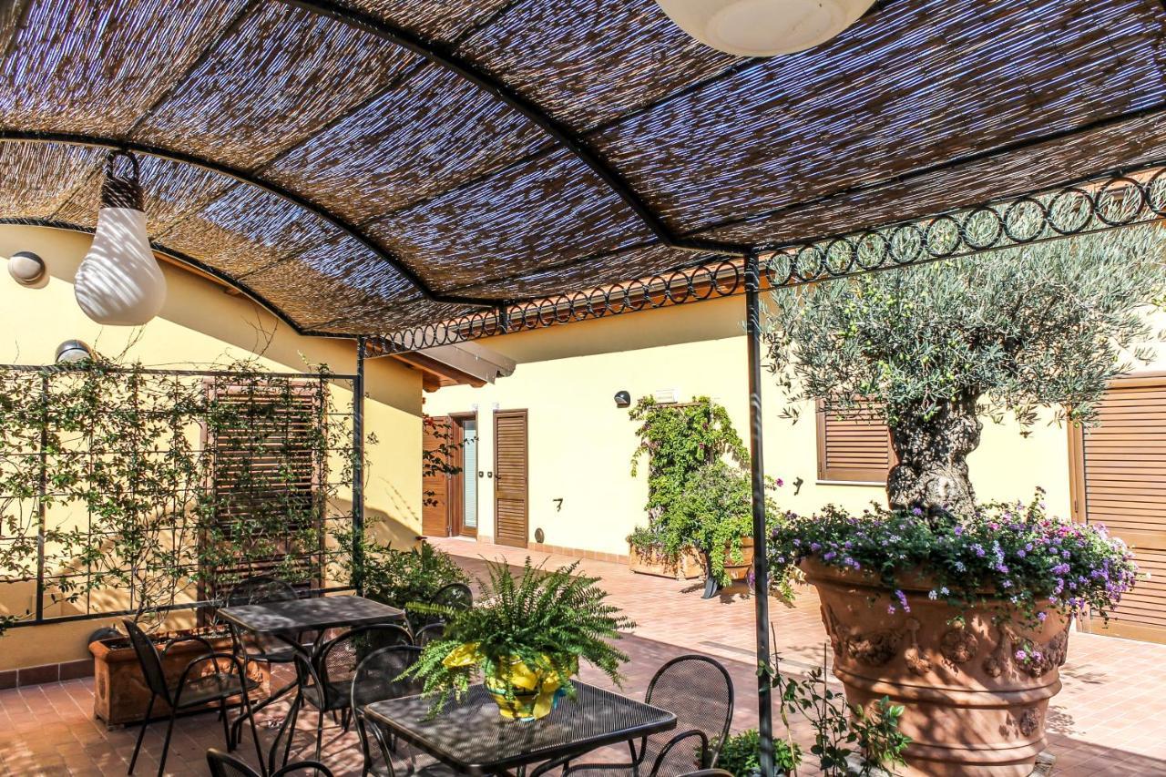 "La Terrazza Di Castiglione" Appartamenti Vacanza Castiglione della Pescaia Exterior photo