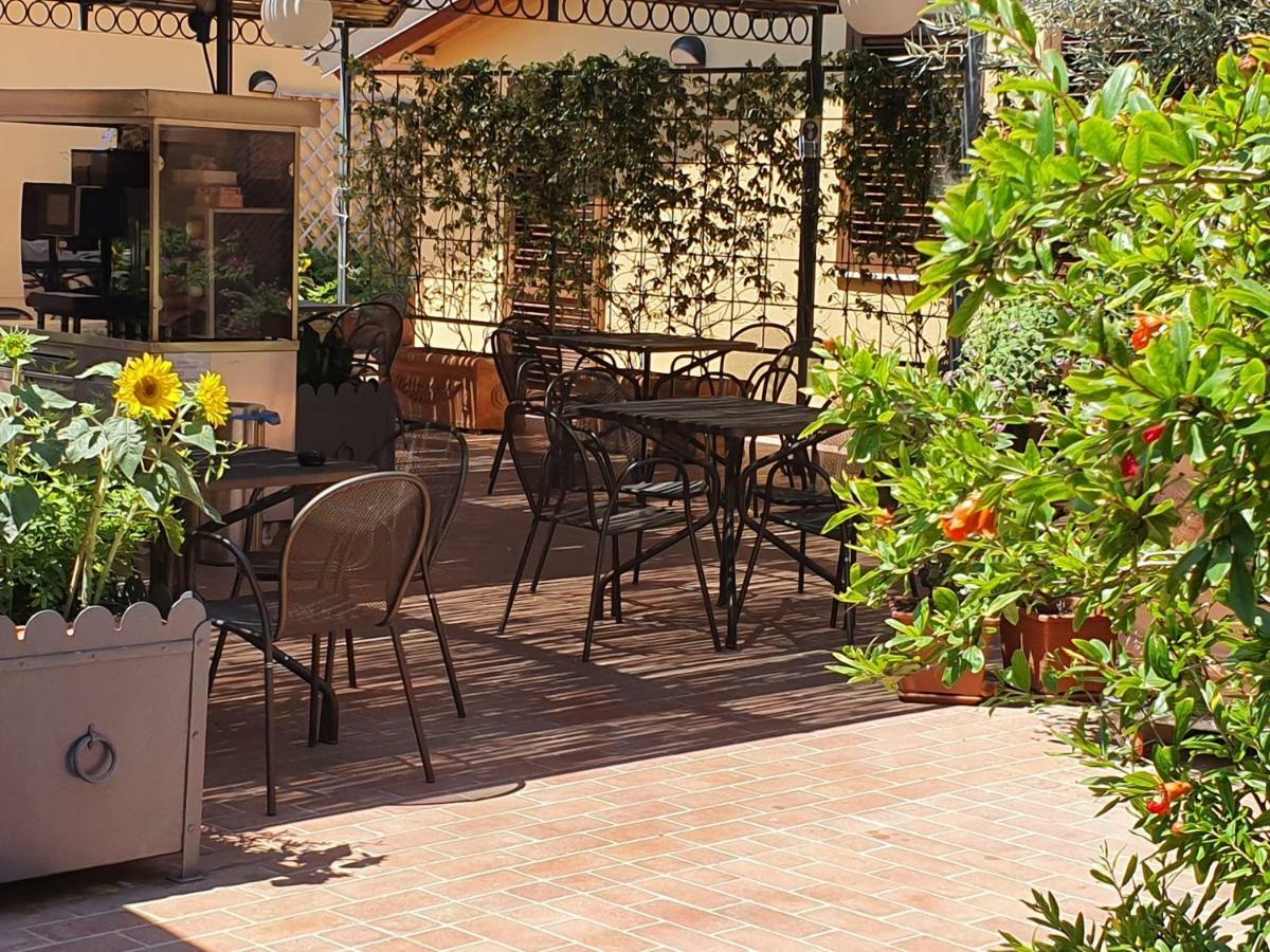 "La Terrazza Di Castiglione" Appartamenti Vacanza Castiglione della Pescaia Exterior photo